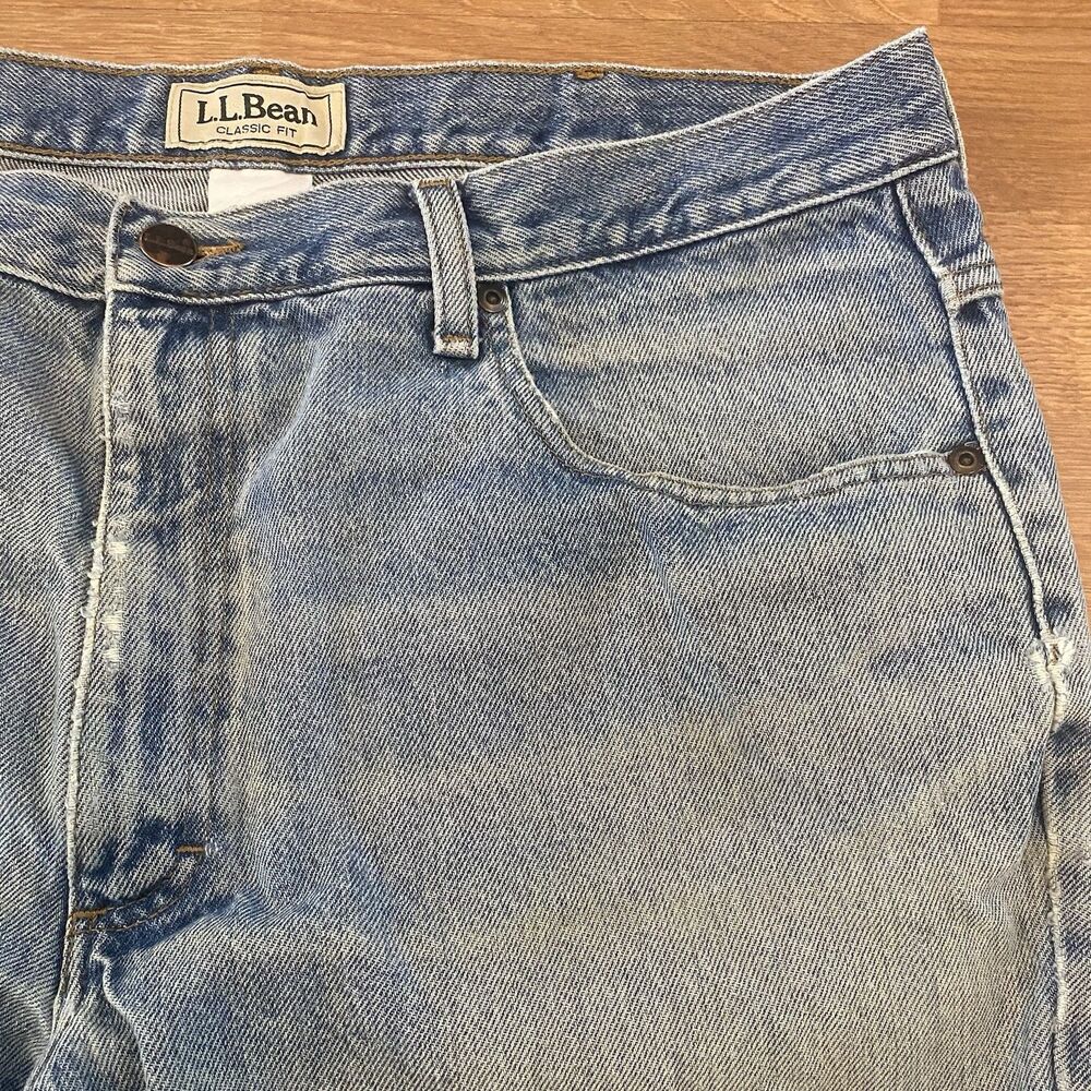 LL Bean Denim Classic Fit Jeans Mens size 38x32 Blue Chore Work pants - Picture 9 of 16